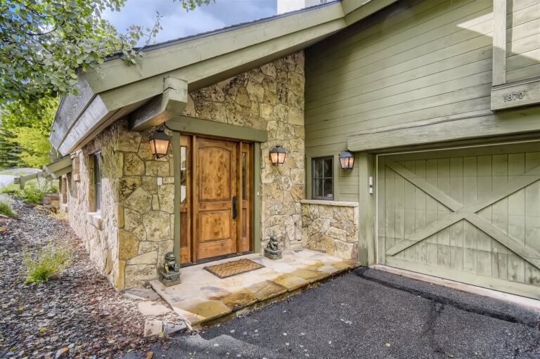 1870 Alpine Dr. West Vail Mountain House — Visit Vail vacation rental in Vail, Colorado